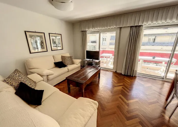 1 Bedroom Latour Maubourg Cannes Riviera 245